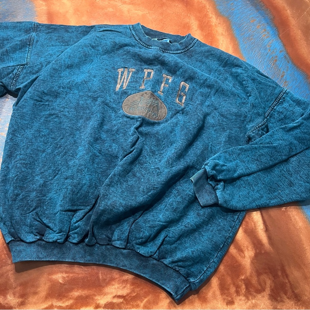 Vintage 1997 World Police Fire Games Calgary Crewneck Sweatshirt Blue Dye